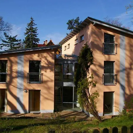 Haus Auf Dem Huegel Moderne 11 Appartement